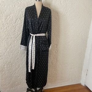 Petite Plume Black & White Art Nouveau Print 100% Silk Long Robe Women's Medium